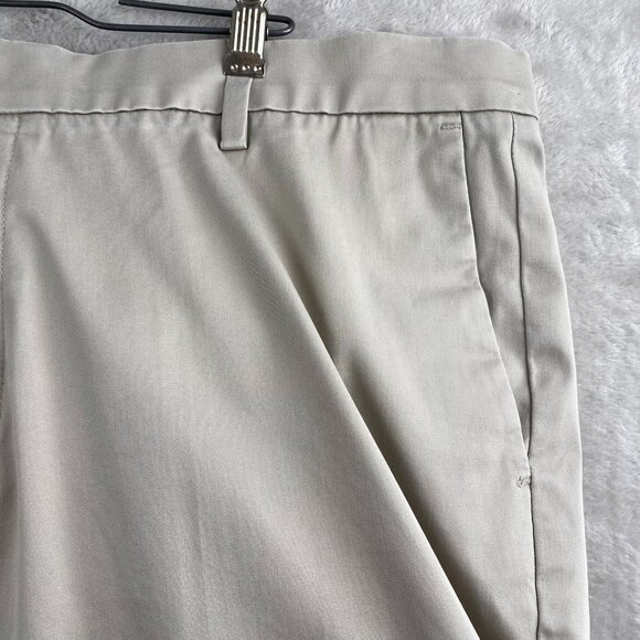 Dockers Mens Chino Pants 38x30 Straight Fit Khaki - Picture 10 of 16
